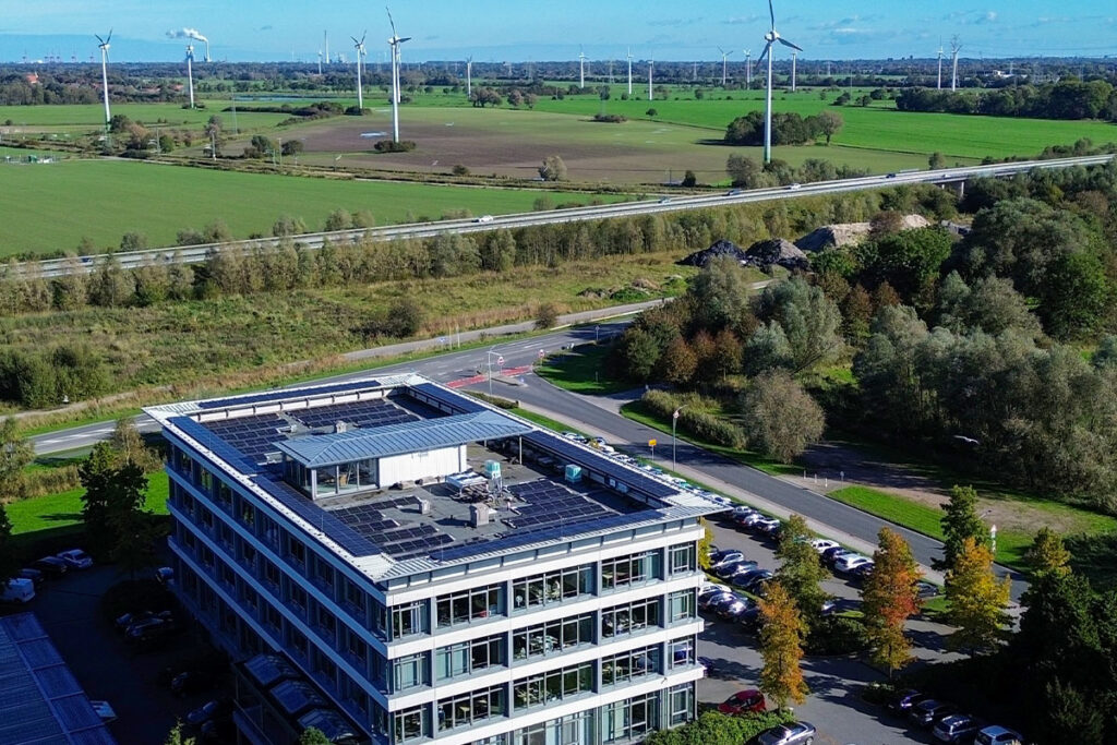 Nordfrost Europa-Zentrale Gebäude aus der Vogelperspektive.