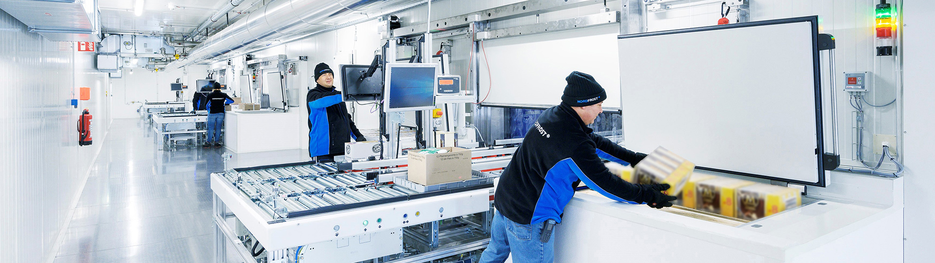 Kommissionierer im Lager