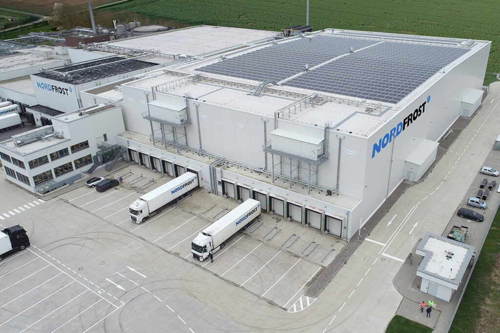 Das Gebäude von Nordfrost mit den LWS, die sich draußen befinden.